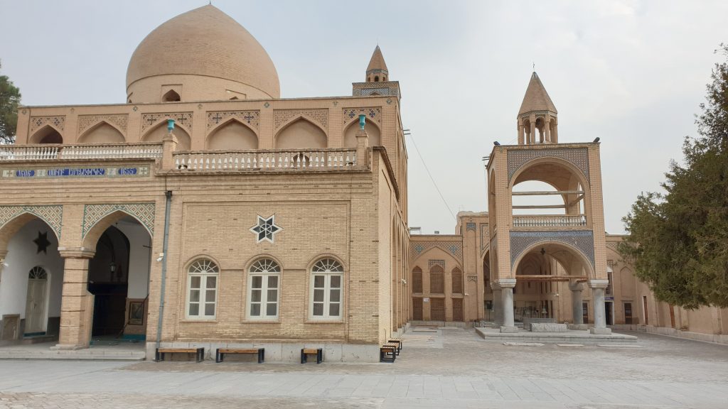 seetrueiran see true iran Isfahan city tour Isfahan walking tour Isfahan attractions Isfahan day tours Isfahan cheap tours iran iran tour iran trip trip to iran iran small group tour